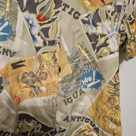 Island Traders L pit to pit 21 1/2 length 24 1/2 EX COND - Picture 4 of 5